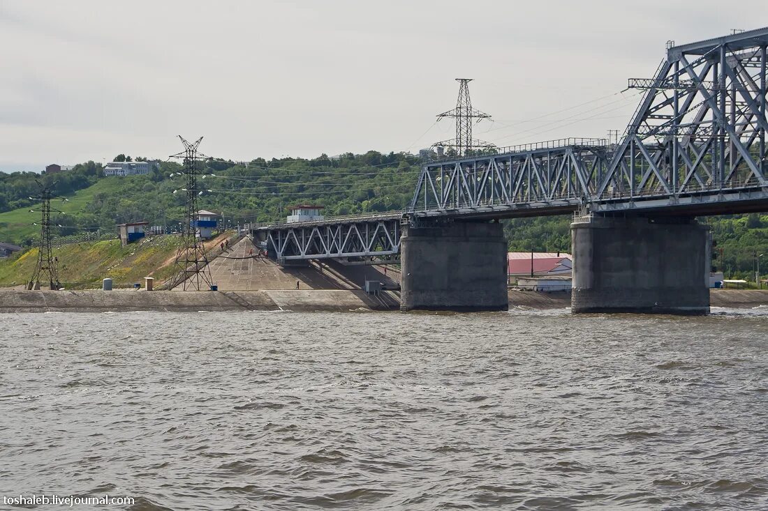 Куйбышевское водохранилище Ульяновск. Куйбышевское водохранилище Ульяновск горы. Куйбышевское водохранилище (6450 км²; Россия) Гэм. Затопленные села Куйбышевского водохранилища.