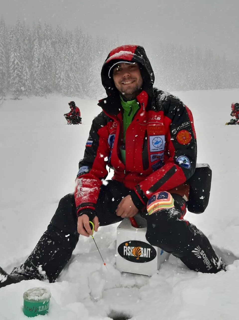 Рыбалка с алексеем ромашиным. Алексей ромашин рыбалка. Саня волжанка неро. Рыболов робинзон данков. Рыбная база робинзон.