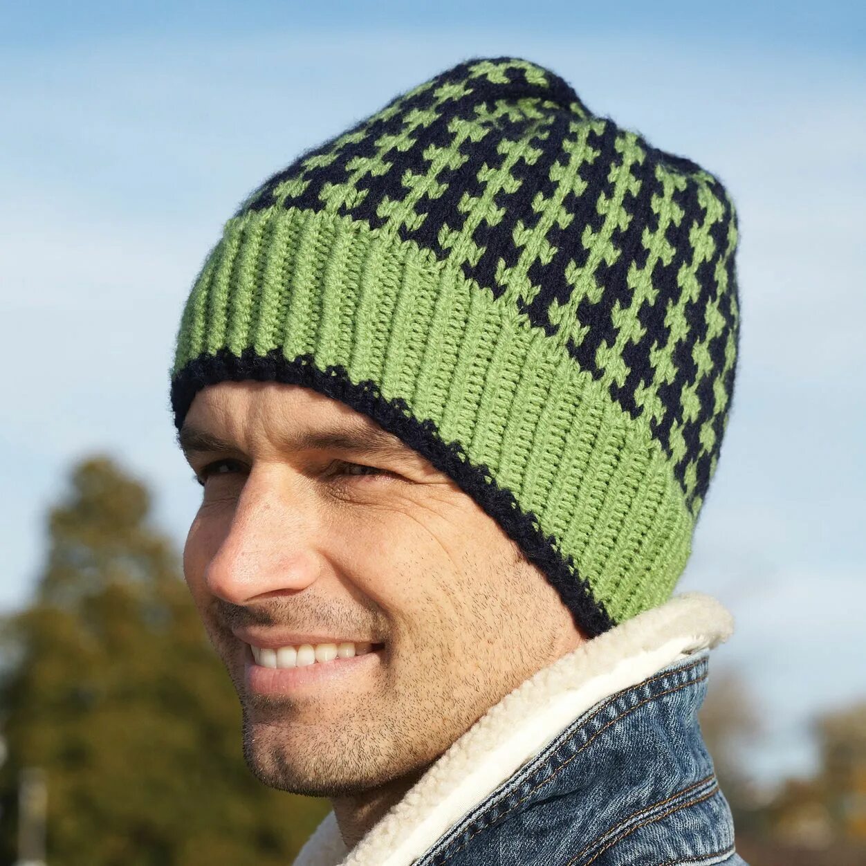 Men knitted. Шапка вязаная мужская зимняя.арт 8941683 North caps. Мужские вязаные шапки. Двухцветная вязаная мужская шапка. Шапочка вязаная мужская.