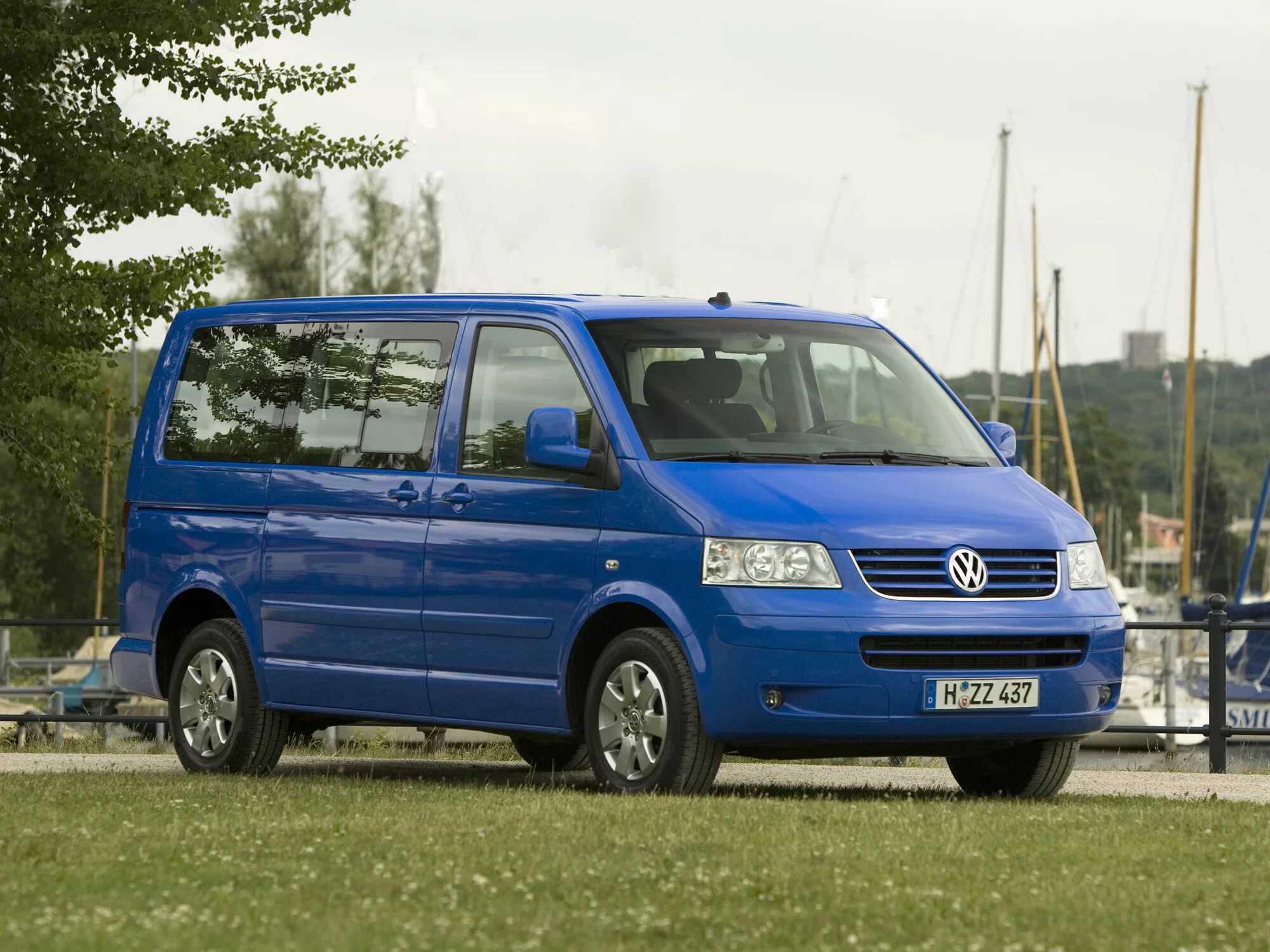 Volkswagen Transporter, Caravelle, Multivan с 2003. Фольксваген т5 2003. Volkswagen Multivan 2003 года. Минивэн Фольксваген т5. Фольксваген 2003 т5