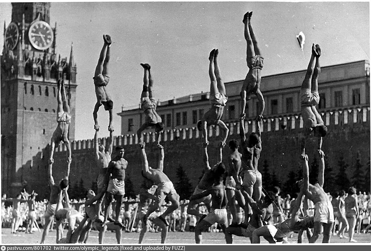 Спорт в послевоенное время. Парад физкультурников 1937. Парад физкультурников СССР. Парад физкультурников в Москве 1956. Парад физкультурников 1936.