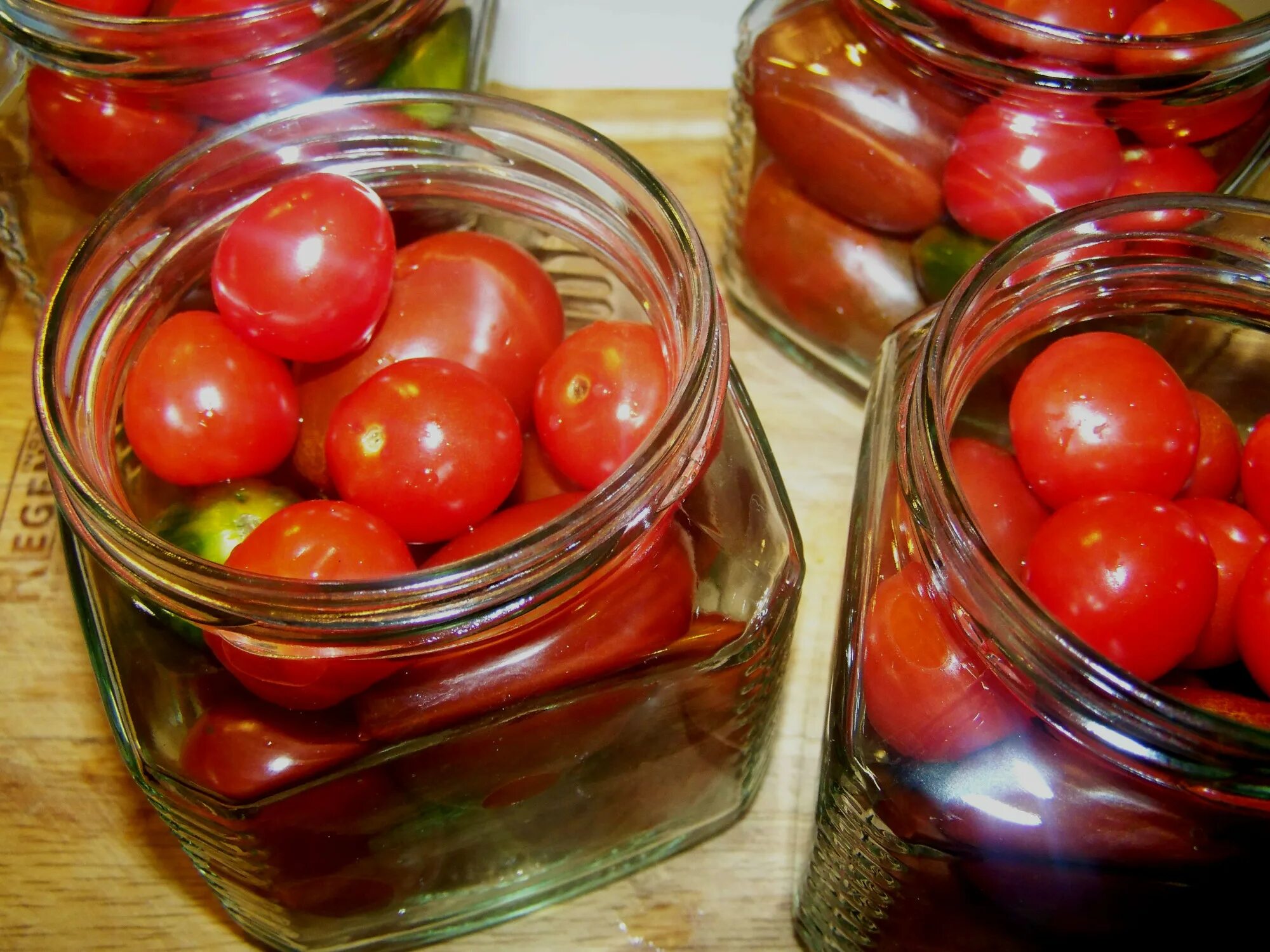 Консервирование томатов черри. Консервированные помидоры. Сладкие помидоры с очень вкусным рассолом. Сладкие помидоры на зиму. Вкусная сладкая помидора на зиму.