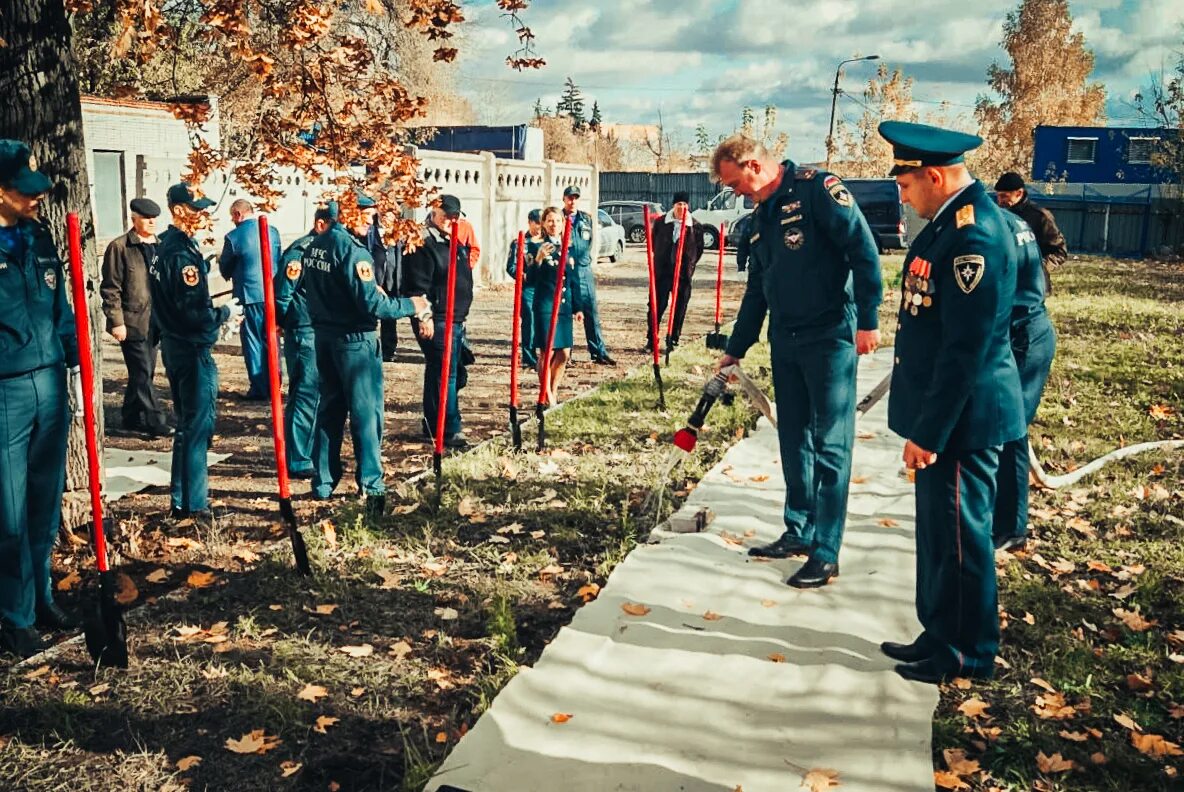 Подразделение фпс мчс россии. 75 Лет специальной пожарной охране. 75 Лет специальной пожарной охране МЧС. Медаль 75 лет специальной пожарной охране МЧС России. 75 Лет специальной пожарной охране МЧС открытка.