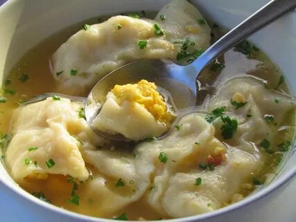Мясо в тесте в бульоне