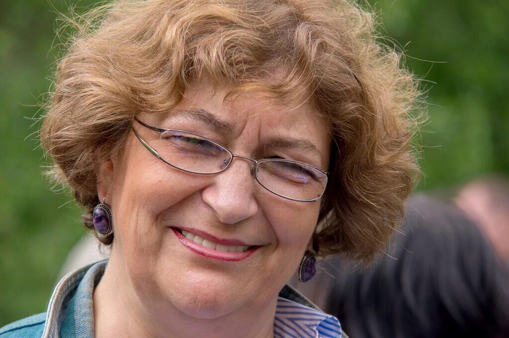 альбац в молодости. альбац евгения марковна. евгения альбац дочь ольга голованова. альбац евгения марковна. евгения альбац в молодости.