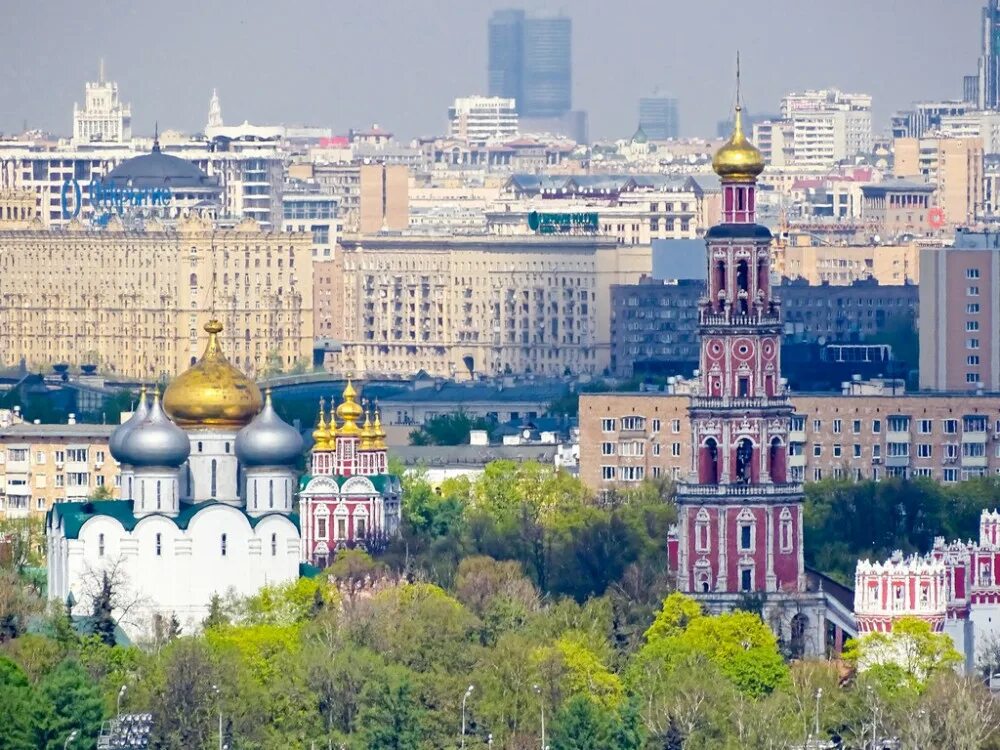 Смотровая мгу. Воробьевы горы. Воробьёвы горы Москва. Воробьевы горы набережная МГУ. Воробьёвы горы Москва смотровая площадка.