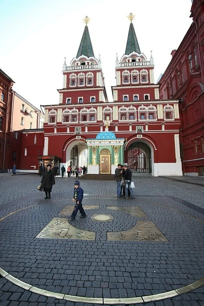 Red square zero