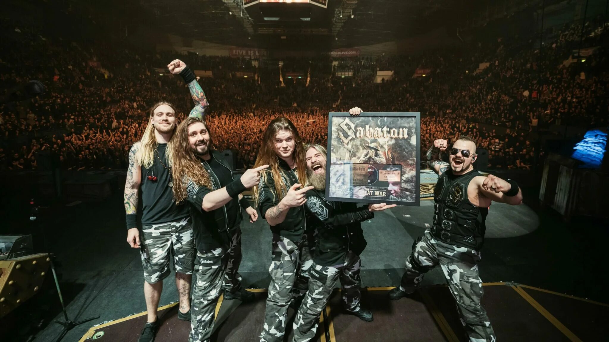 Группа Сабатон 2020. Sabaton состав группы. Сабатон состав группы. Группа Сабатон на концерте. Музыка сабатон