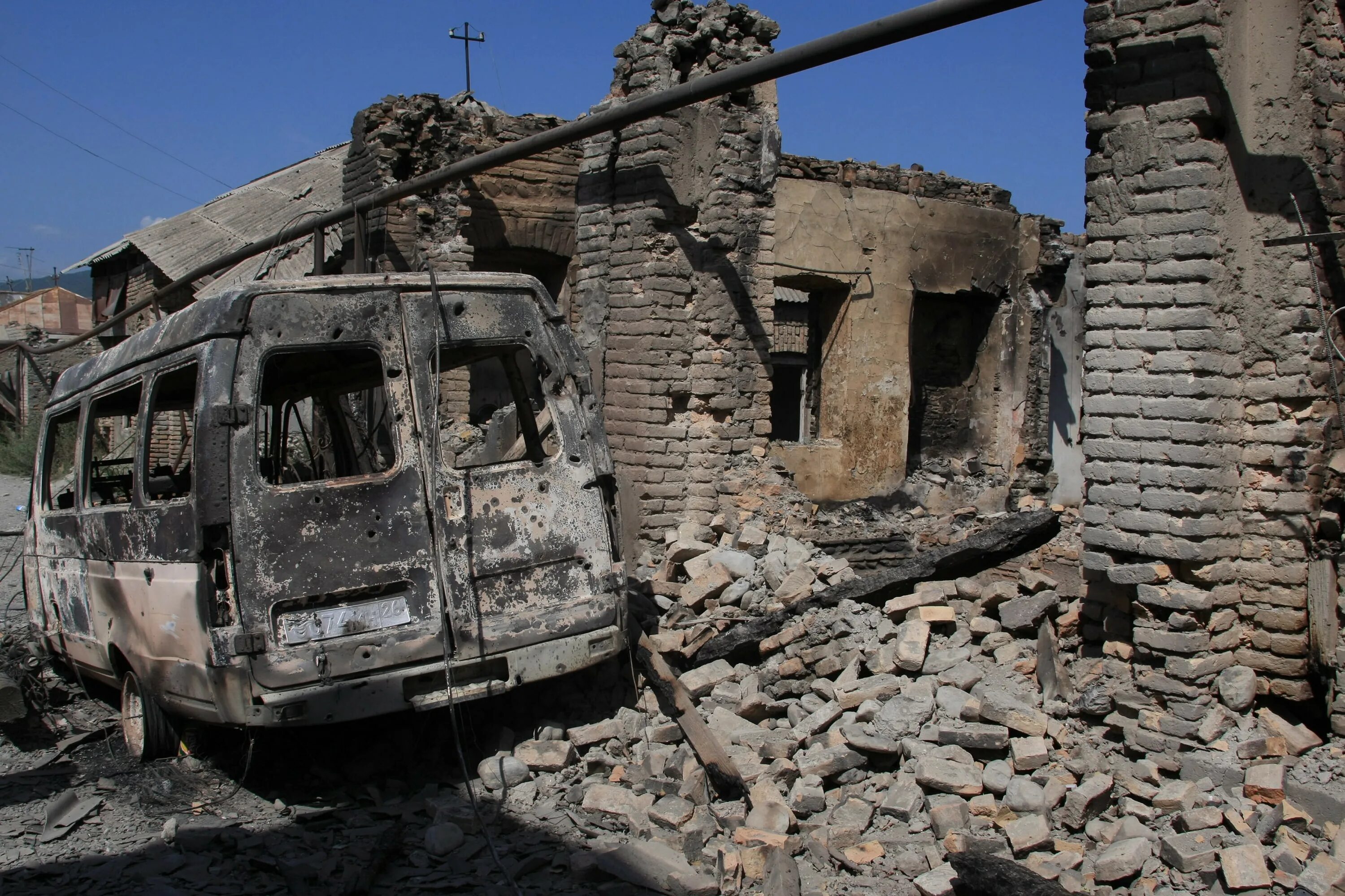 Южная Осетия Цхинвал 2008 год. Август 2008 разрушенный Цхинвал. Разрушенный Цхинвал 2008. 2008 г грузия