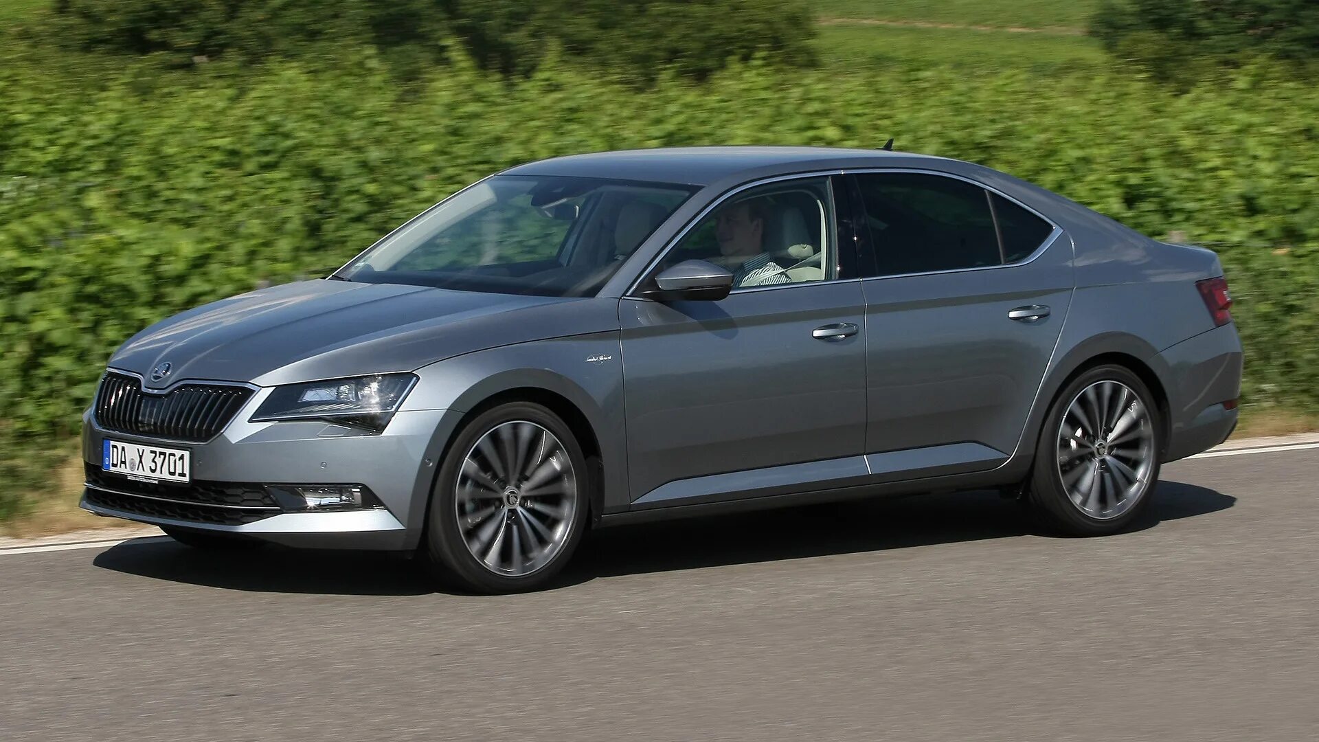 Шкода суперб нова. Шкода суперб 2015. новая шкода суперб 2015. skoda superb laurin. skoda superb 2017.