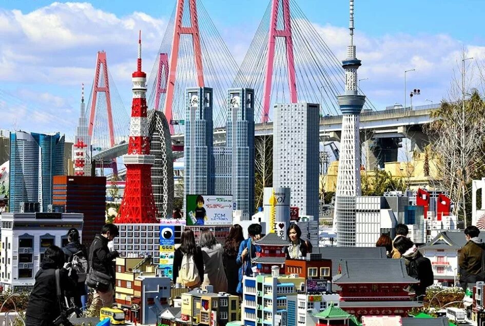 Города мини центры. Леголенд в Токио. Леголенд в Японии. Стамбульский Леголенд. Legoland Нагоя.