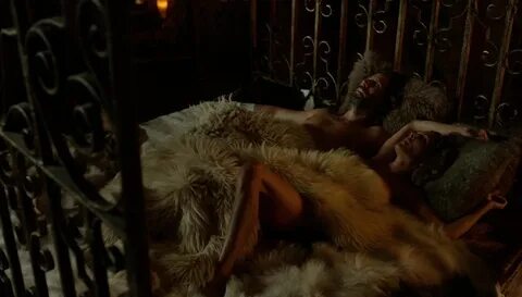 naked paige turco in the 100, hot milf, girl nude, naked girl, hot babes, h...