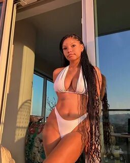 HALLE BAILEY - Instagram Photos 07/03/2023. 