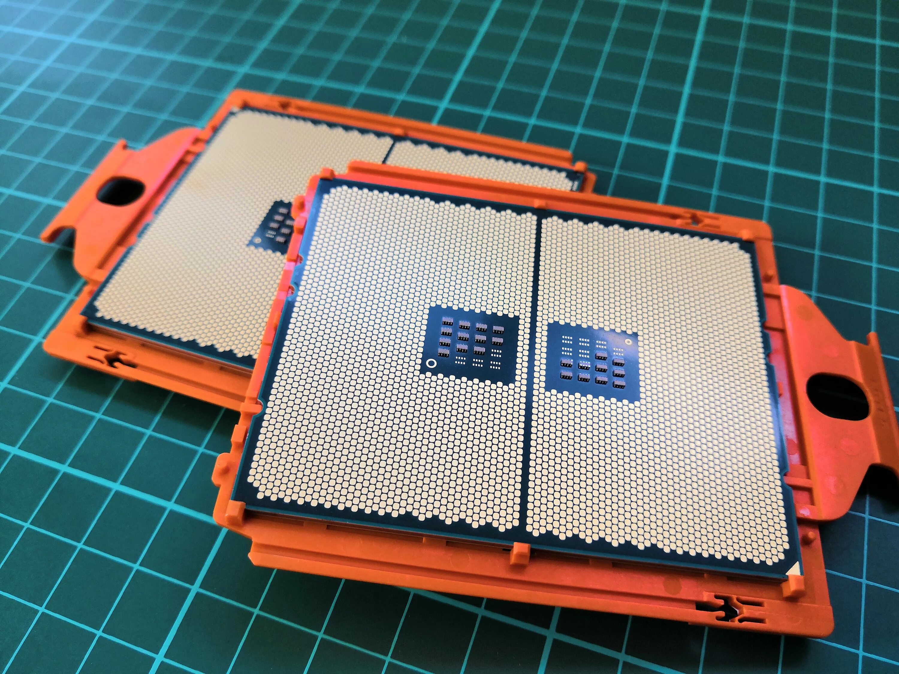 Amd threadripper pro 5995wx. Threadripper 2970wx. Процессор АМД тридрипер. Threadripper 5995wx. Процессор AMD Ryzen Threadripper Pro 5995wx.