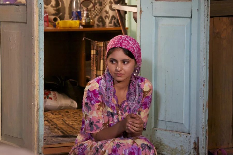 Хочу таджичку. Парвина исхаки. Михаэла норок таджикистан. Узбечка девушка. Хочу таджичку.