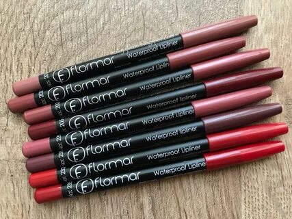 Карандаш для губ lipliner