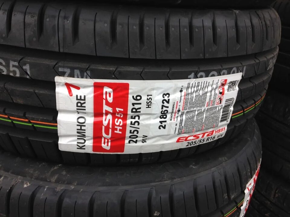 Kumho Ecsta hs51 205/55 r16. Kumho Ecsta hs51 летняя. Kumho hs51 205/55 r16. 205/60r16 92h Kumho Ecsta hs51.