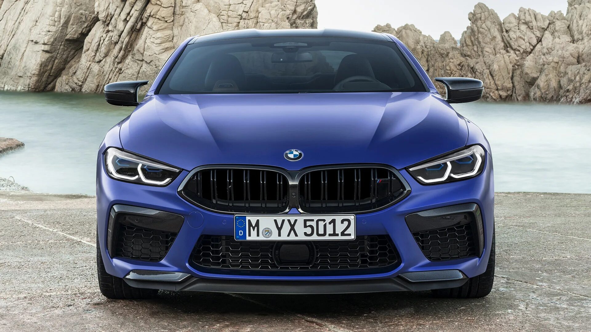 Новая bmw m. BMW m8. Новая BMW m8. BMW m8 Competition синяя. BMW m8 2019.