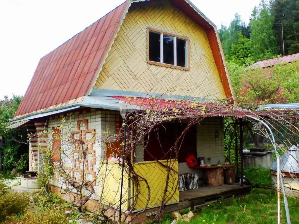 Родничок купить дом. Кончаловские горы Обнинск. Дача Кончаловского Обнинск. СНТ Родничок Калужская область Кончаловские горы. Дача в Калужской области.