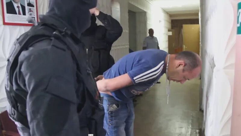 Задержаны полицейские в Ингушетии. Разбойное нападение 2014 Минераловодского. Нападение на Ингушетию 2004. Срок за нападение