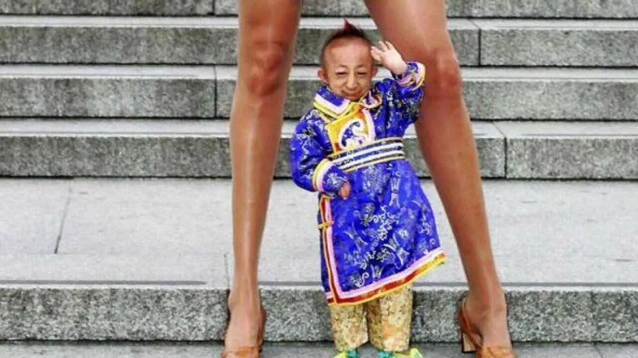 Как называются самые маленькие люди. Как называются самые маленькие люди. Хэ пинпин. Самый маленький человек в мире. Филиппин джунри балуингу,.