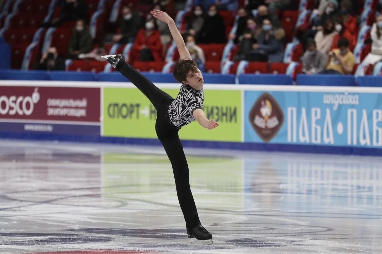 Фигурное катание первый канал сегодня во сколько. Чемпионат россии по фигурному катанию 2025. фигурное катание чемпионат россии 2025. чемпионат россии по фигурному катанию 2025.