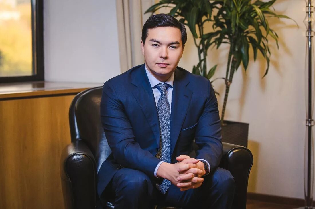 Вагиф алиев бизнесмен. Фото московского миллиардера фархада ахмедова. Октай алиев. Алиев вагиф алиевич 1964. Алиев бизнесмен.