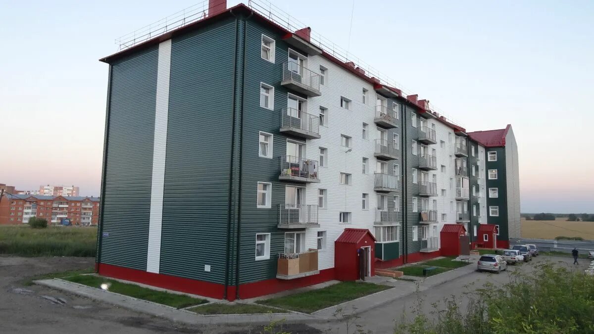 Юргинская 4. Юргинская 10 ленинск кузнецкий. Металлургов 1 юрга. Новокузнецк новостройки. 4 микрорайон юрга.
