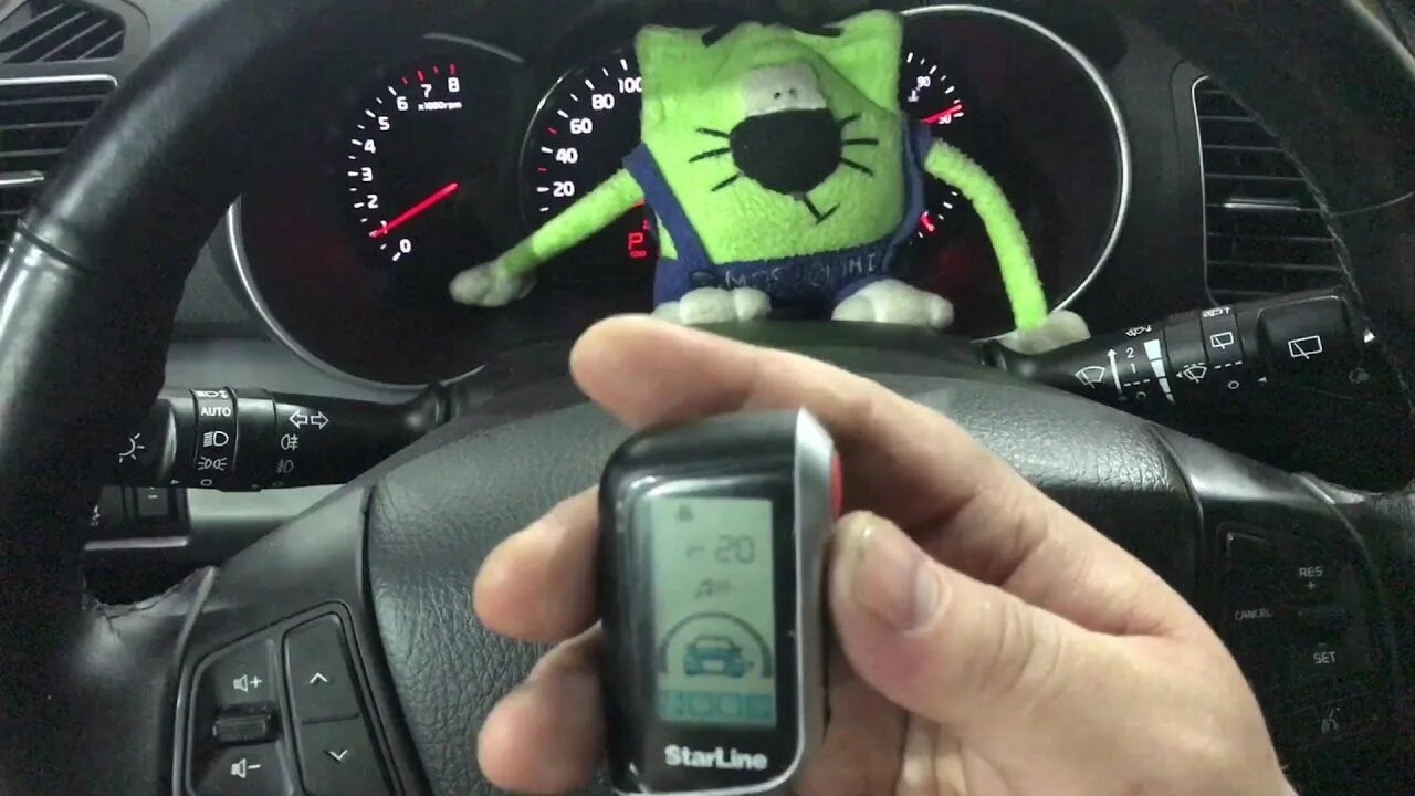 Сигнализация пандора дистанционный запуск двигателя с брелка. Автозапуск duster. Дистанционный запуск двигателя пандора. Машина с автозапуском. Ford kuga 2018 ключ.