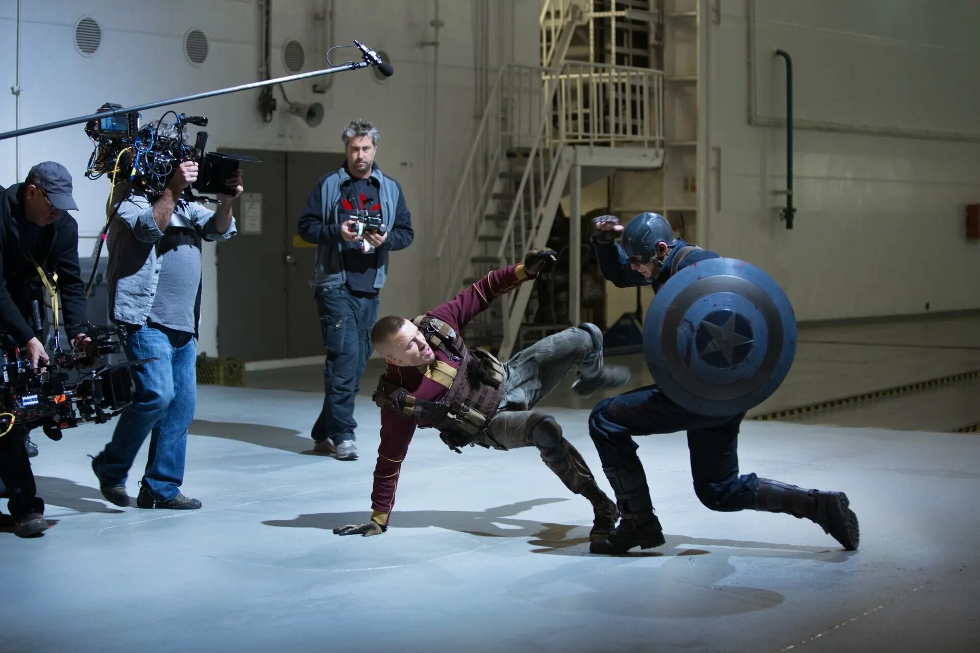 Как снимали первый мститель. Капитан Америка: зимний солдат (2014).