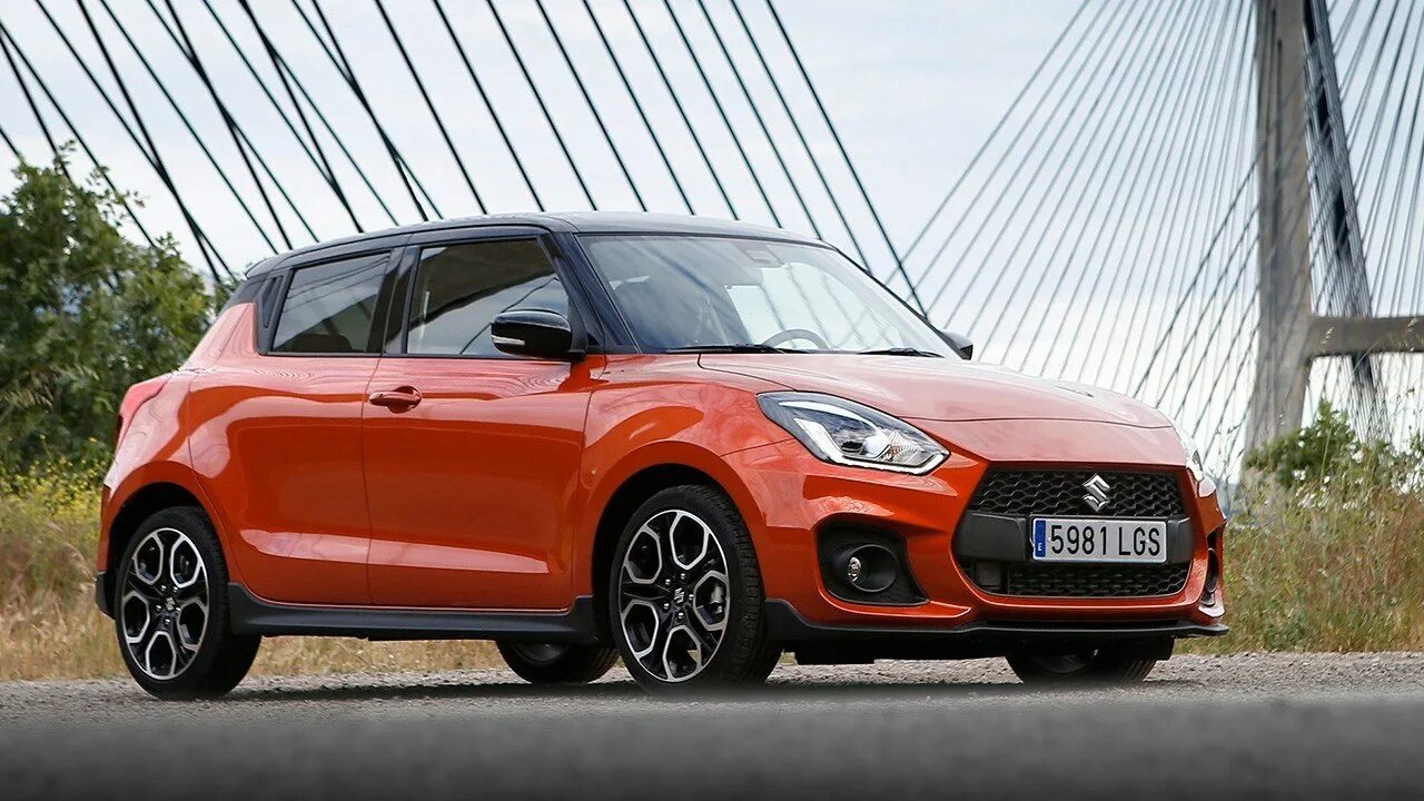 Сузуки свифт 2020. Suzuki Swift Sport 2020. Сузуки Свифт 2020 красная. Сузуки Свифт спорт 2021.