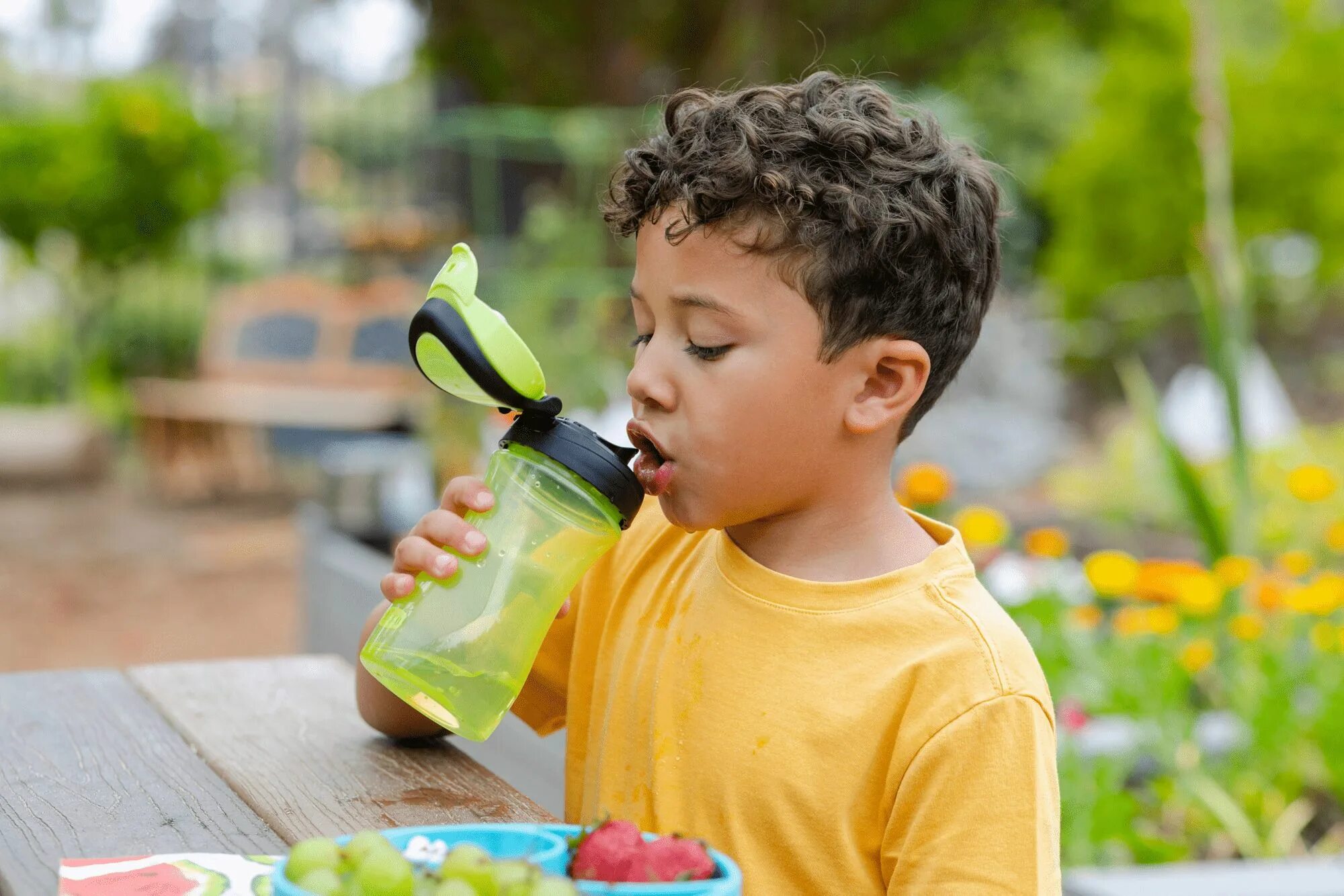 Kids cup. Cutting Cup for Kids. Money Cup Kids.