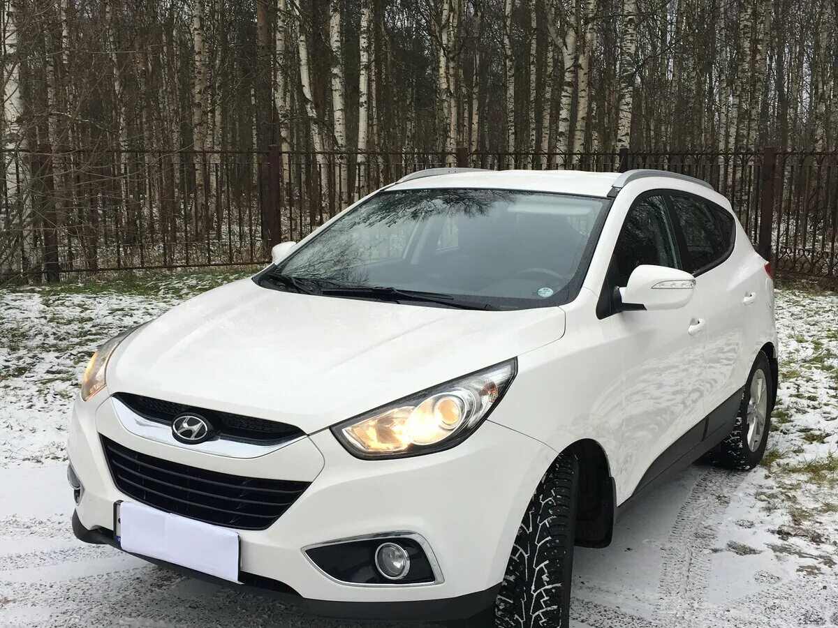 Ix35 2012 года. Hyundai ix35 2012. Hyundai ix35 белый 2012. Hyundai ix35 2013. Хендай ix35 2012 белый.