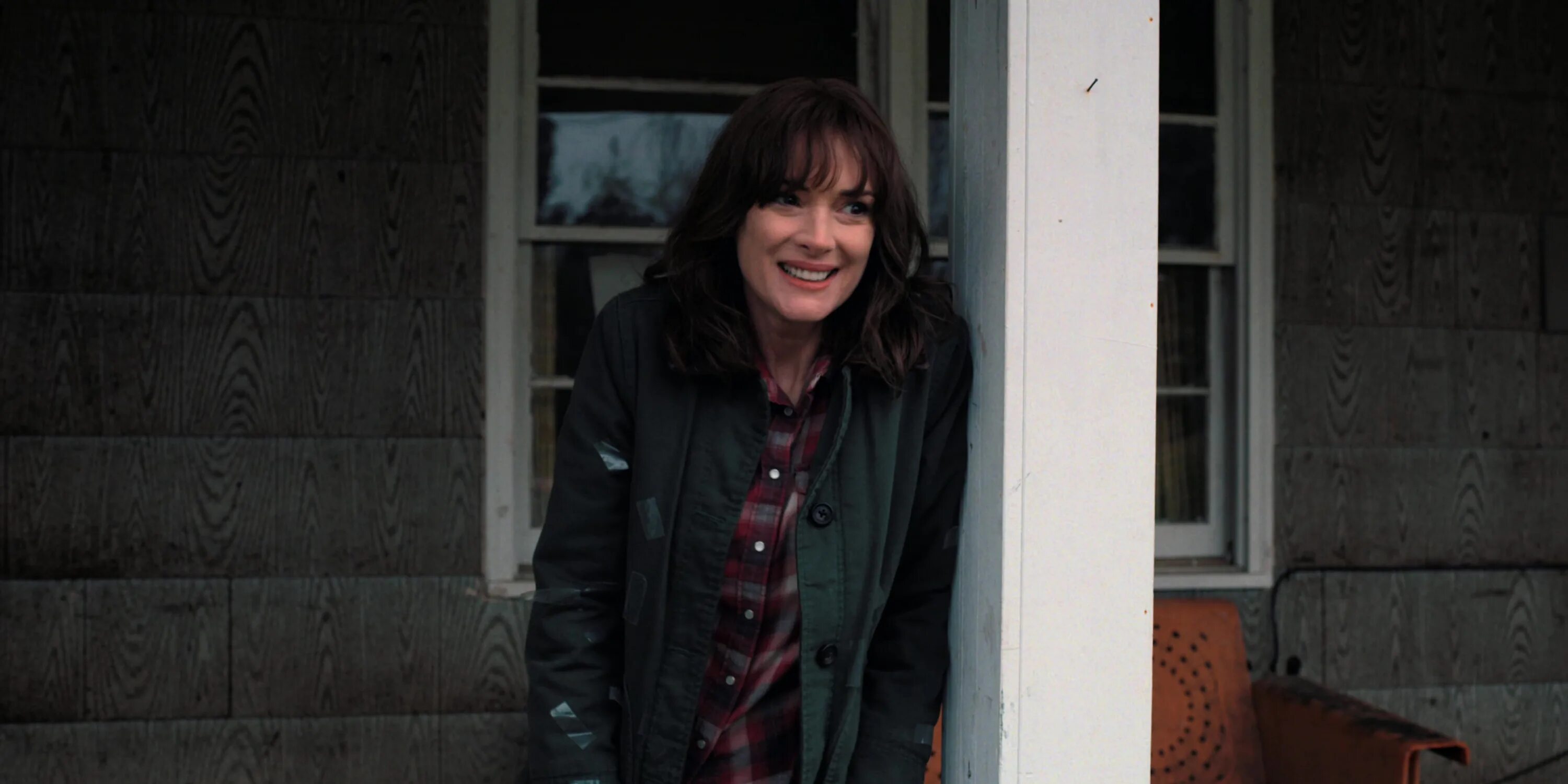 Вайнона райдер джойс байерс. Вайнона райдер stranger things. Джойс байерс. Джойс байерс. Джой очень странные дела.