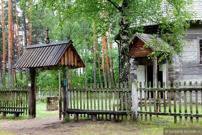 Музей оккупации в вильнюсе. Открытки с лиго латвия. Июне латвия. Кулдига латвия. Чертов камень хиттолово.