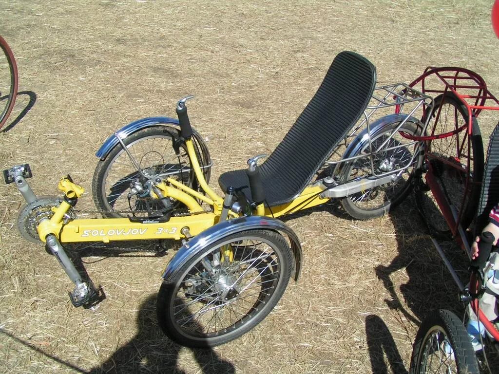 Веломобиль pedicar. Веломобиль podride чертежи. Самодельный четырехколесный велосипед. Четырехколесный велосипед. Веломобиль из пвх труб.