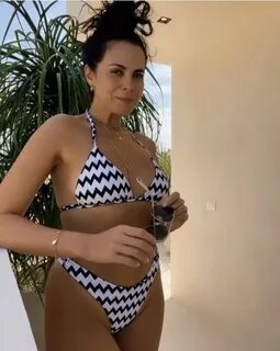 Topiqli blondalar bilan anal jinsiy aloqa