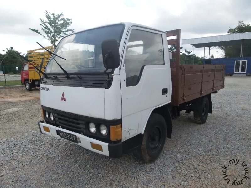 Mitsubishi Fuso Canter 1995. Мицубиси Фусо 1995. Mitsubishi Canter fb308b бортовой. Mitsubishi Canter 1995 двухкабинник. Hyundai mitsubishi