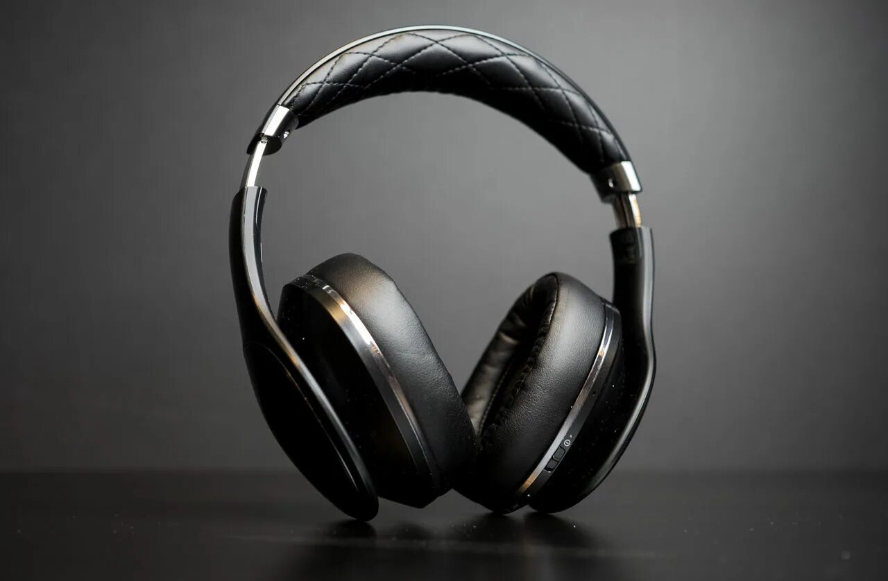 Over ear. JBL Wireless over-Ear Headphones. Samsung Level over. Наушники over Ear HF 010. Sennheiser HD 200 Pro.