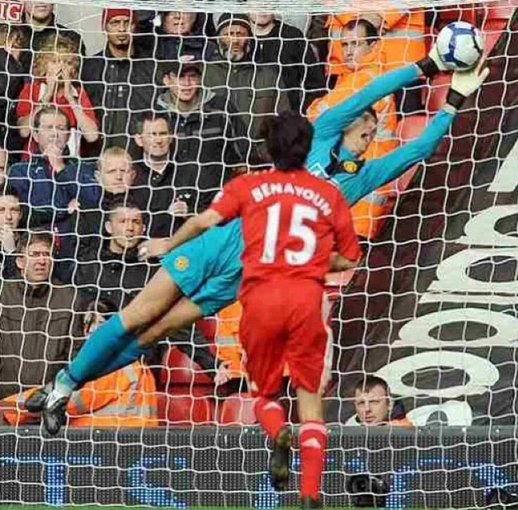 Эдвин ван дер сар голландия. Кружка слава. Ван дер сар манчестер юнайтед. Ван дер сар вратарь. Вратарь манчестер юнайтед ван дер сар.