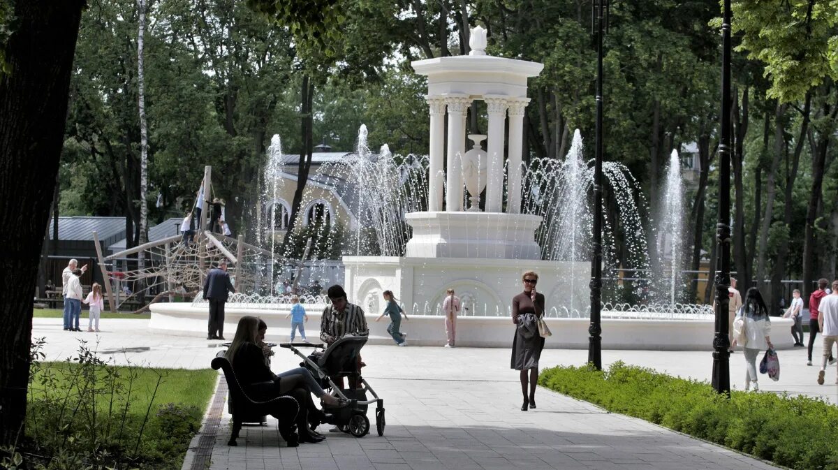 Рент парк воронеж. Парк Орленок Воронеж. Парк Орленок Воронеж 2022. Парк Орленок Воронеж после реконструкции. Новый парк Орленок Воронеж.