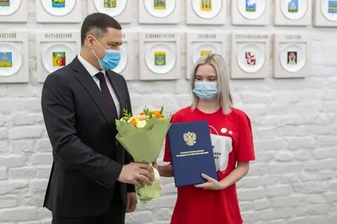 Губернаторские добровольцам