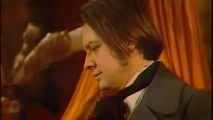 Шагреневая кожа спектакль. Шагреневая кожа спектакль 1975. Шагреневая кожа спектакль 1975. Постер шагреневая кожа 1975. Александр вокач шагреневая кожа.