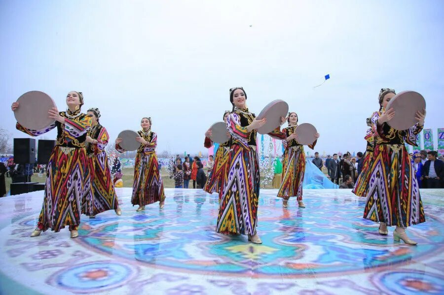 Навруз в Узбекистане. Праздник Навруз в Узбекистане. Традиции Навруза в Узбекистане. Навруз Самарканд.