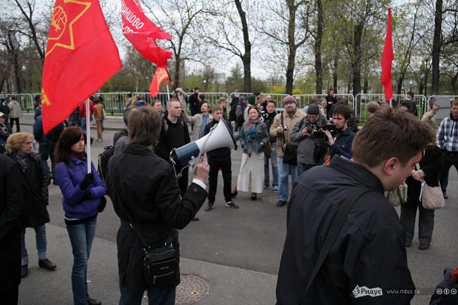 Митинг на болотной 2012. Митинг на Болотной. Болотная площадь оппозиция. Болотная площадь 2012 митинг. Оппозиционеры на Болотной площади.