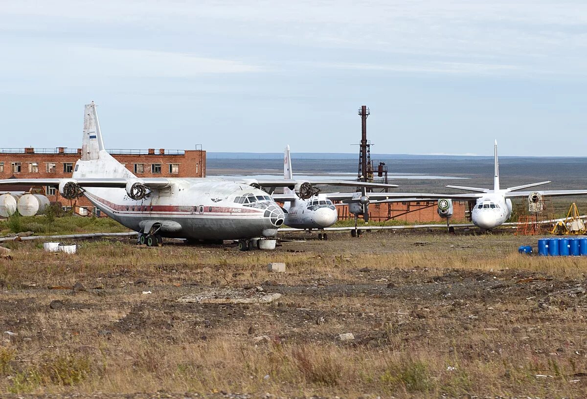 Аэродром Алыкель военный. Норильск аэропорт Алыкель заброшенный. Поселок аэропорт Алыкель. Ту-154 Алыкель Норильск.