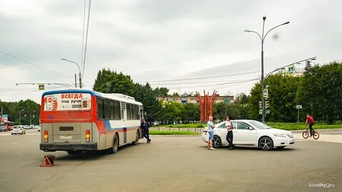 Автобус перекресток