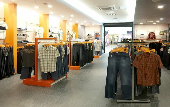 Магазины одежды в островах в благовещенске. 21 shop спб. Дикий лось чебоксары. Московские магазины. Shop аватарка.
