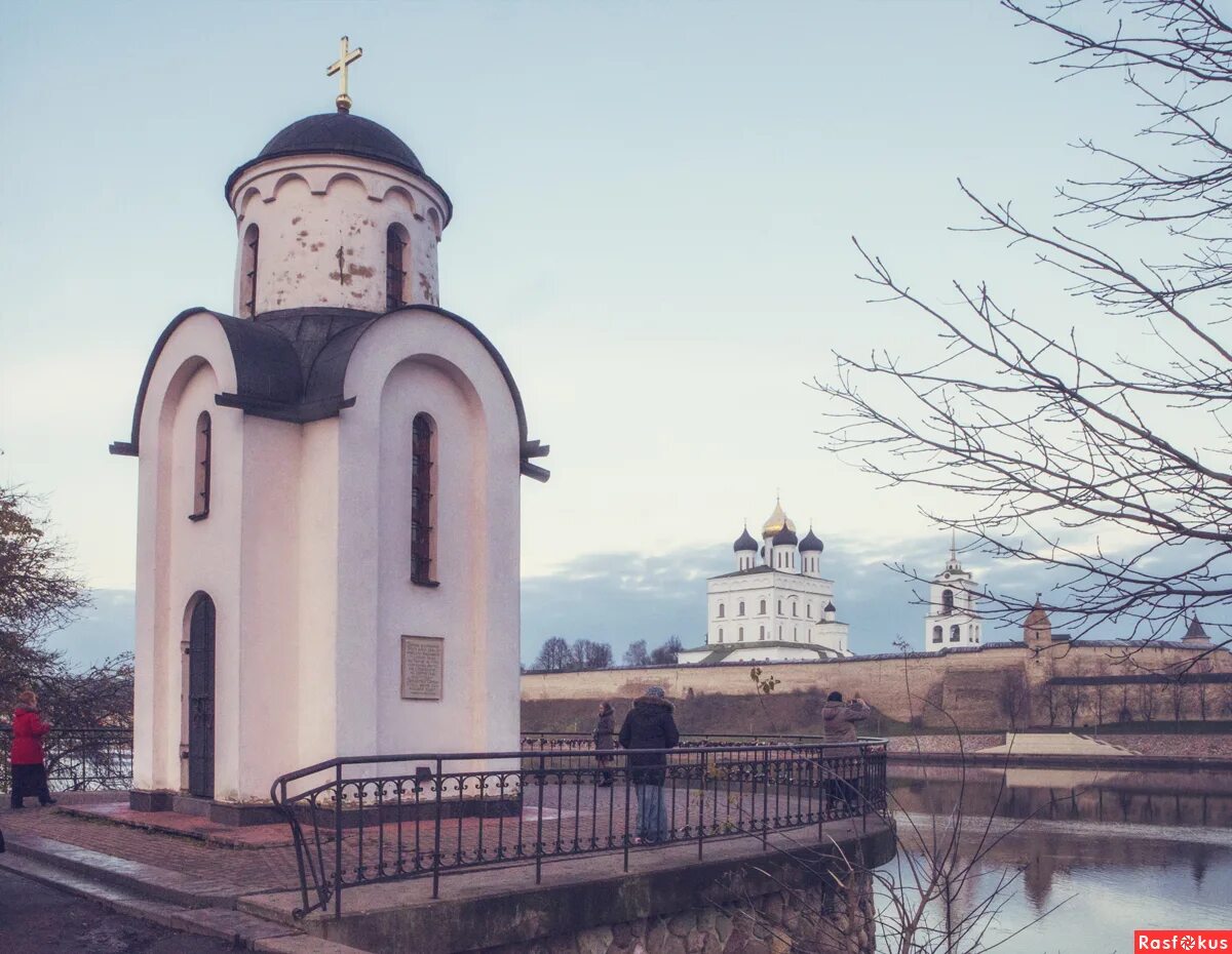 Часовня святой ольги в пскове. Часовня святой княгини ольги. Часовня ольги. Часовня святой княгини ольги. Часовня княгини ольги в пскове.