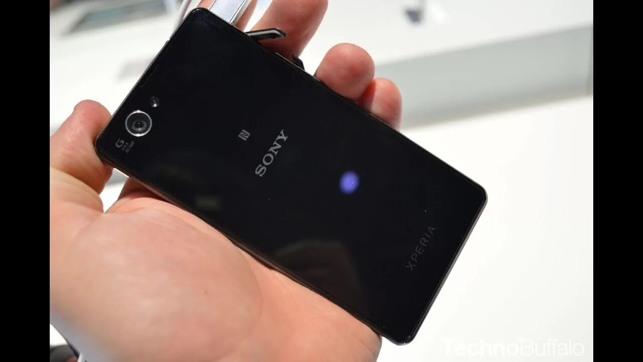 Xperia z1 compact купить. Sony Xperia z1. Sony Xperia 1 z1. Sony Xperia z1 чёрный. Sony z1 Compact.